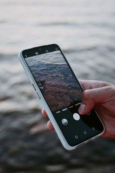 Trạm giải trí trực tuyến